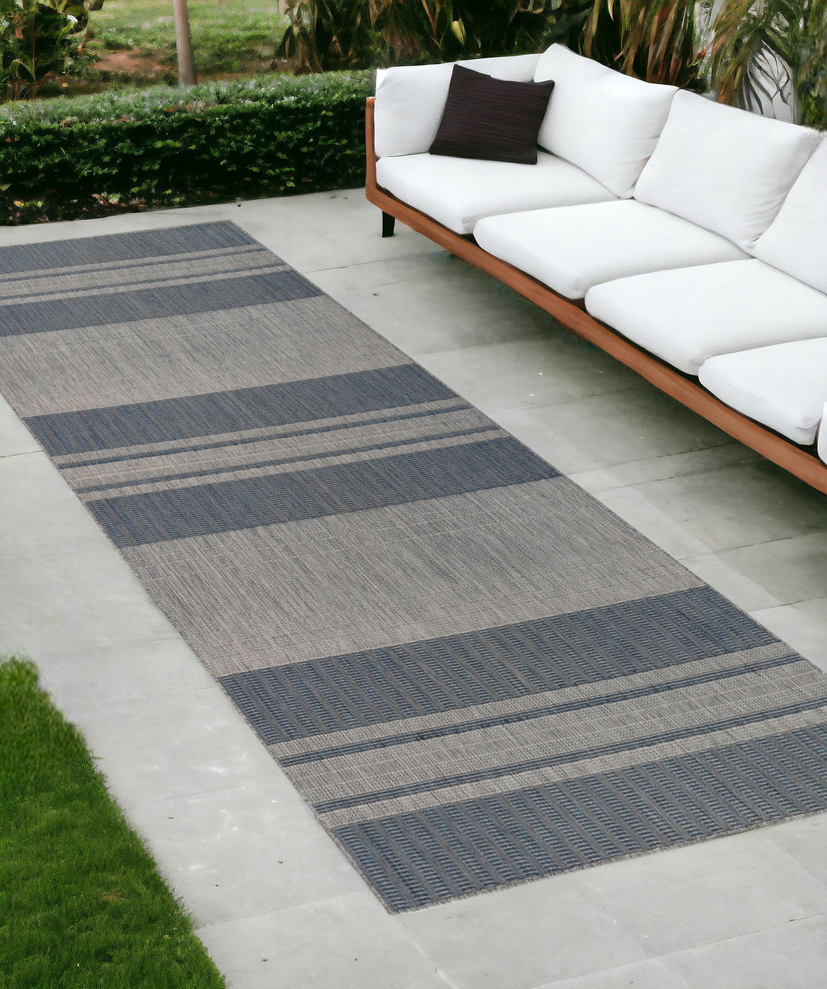 8' Runner Striped Stain Resistant Indoor / Outdoor Runner Rug - Blue / Gray