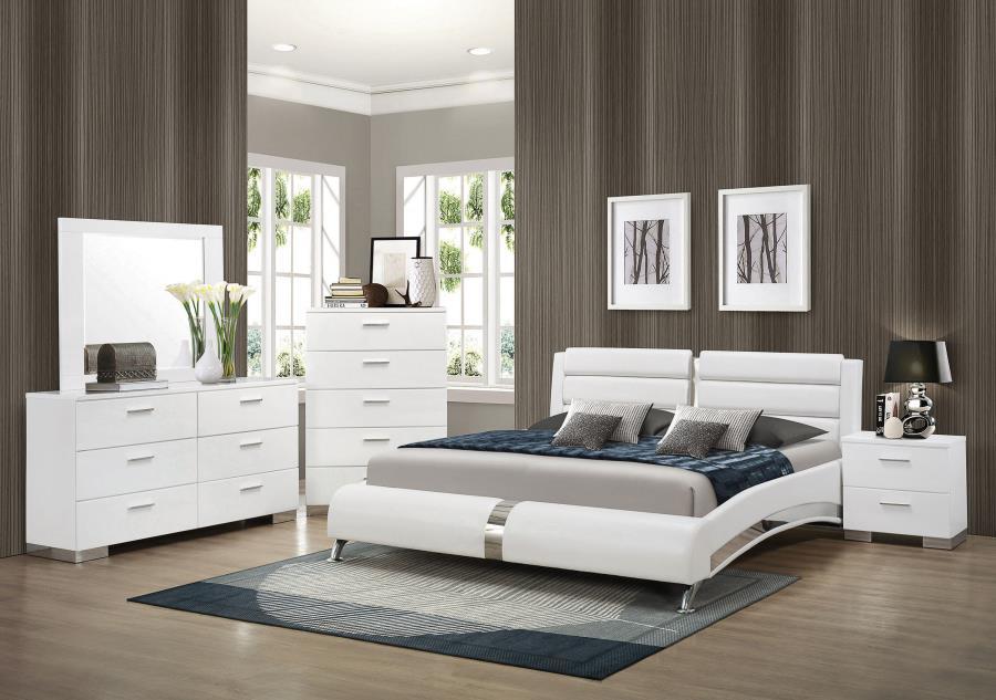 Jeremaine - Upholstered Sleigh Bed