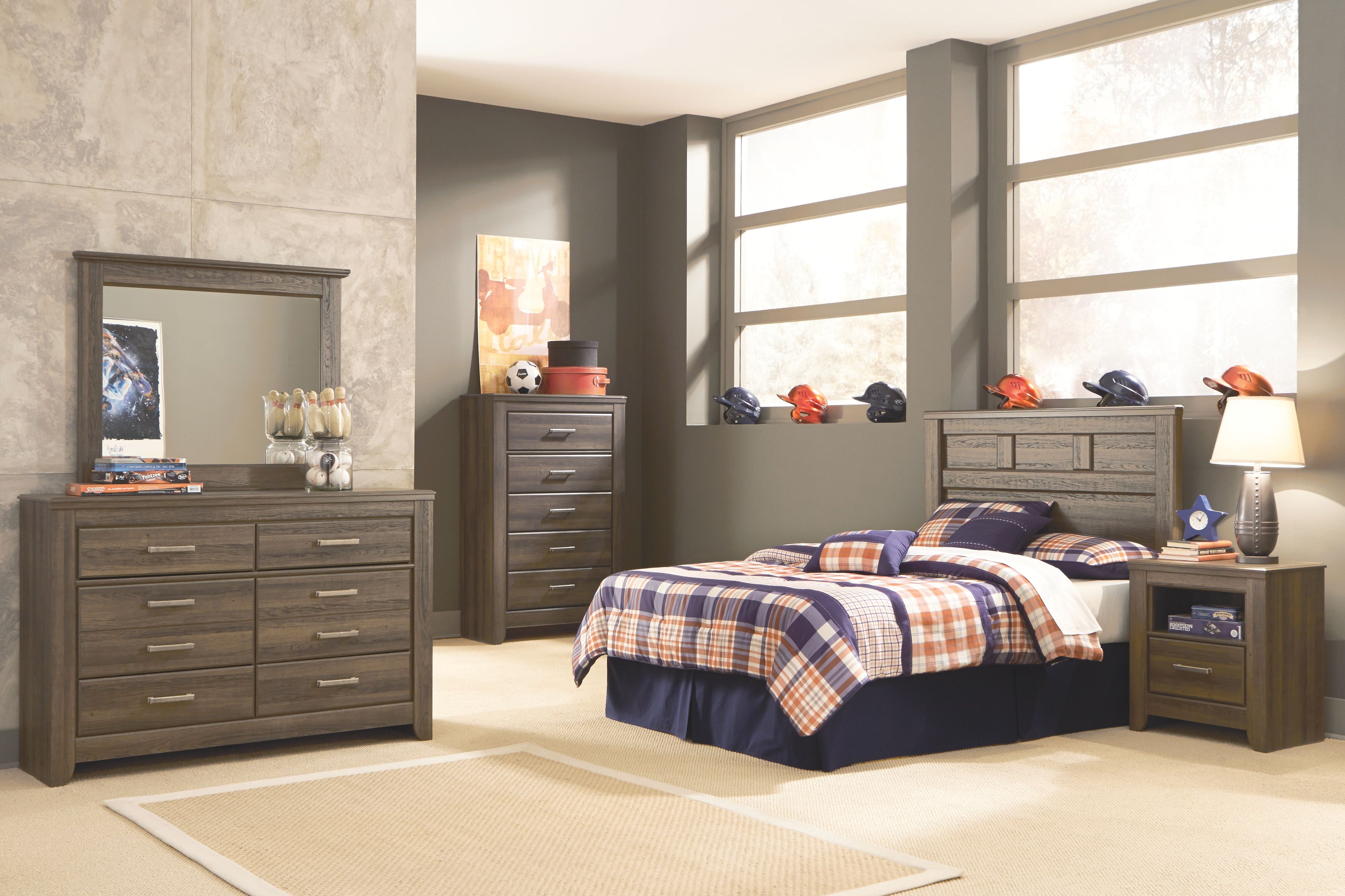 Juararo - Dark Brown - Five Drawer Chest