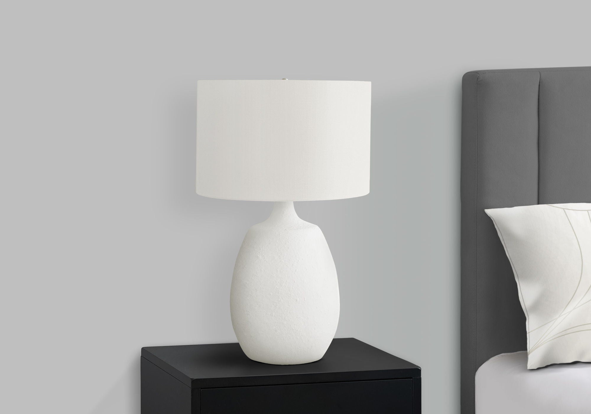 Lighting, Table Lamp, Resin, Contemporary - Cream