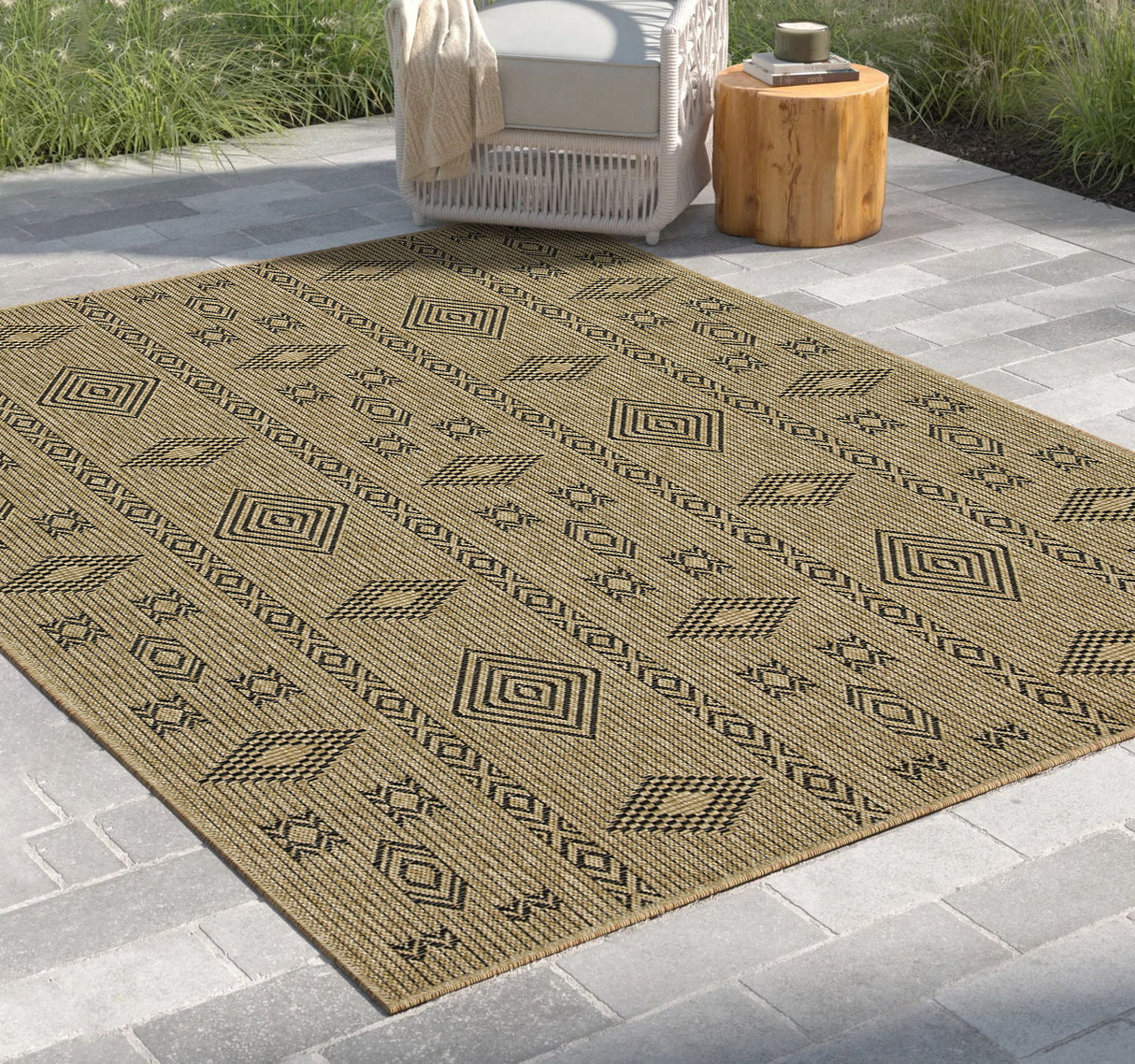 Earth - 5'3" X 7'3" Indoor, Outdoor Area Rug Polypropylene - Jute / Black by Icona Home Decor | Bel Furniture