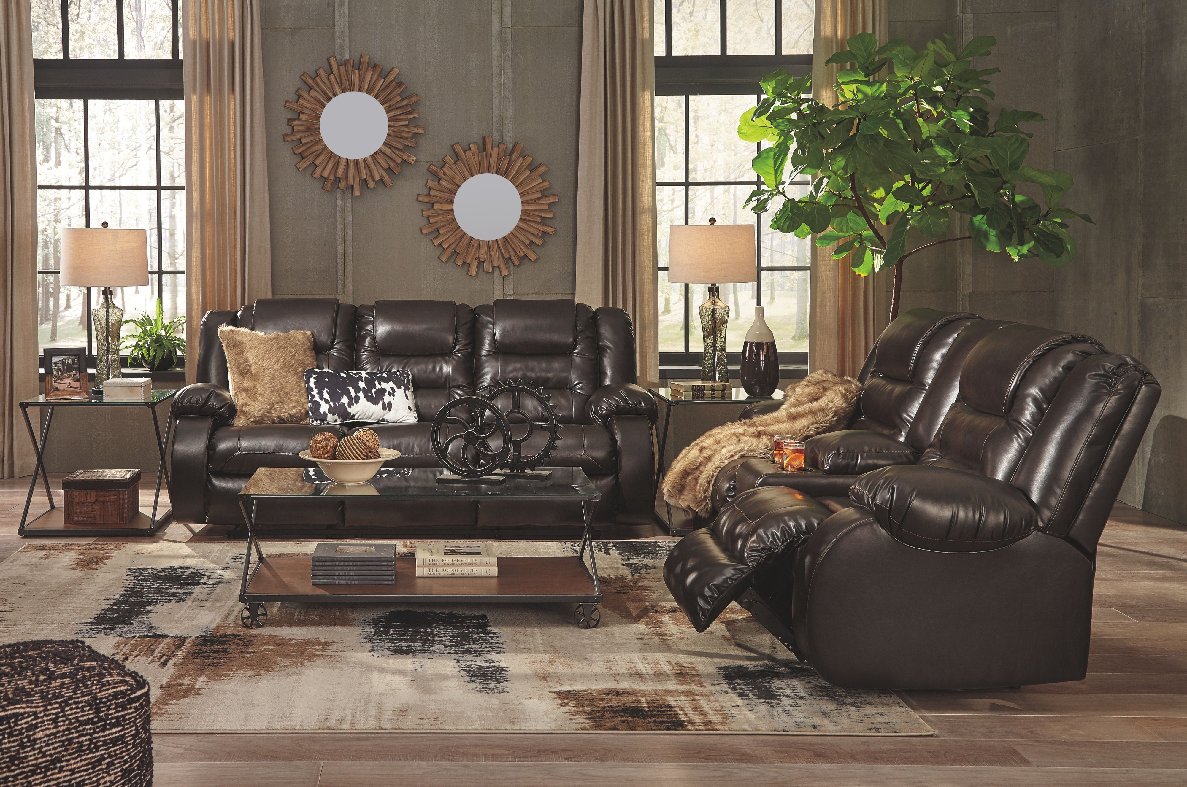 Vacherie - Reclining Loveseat