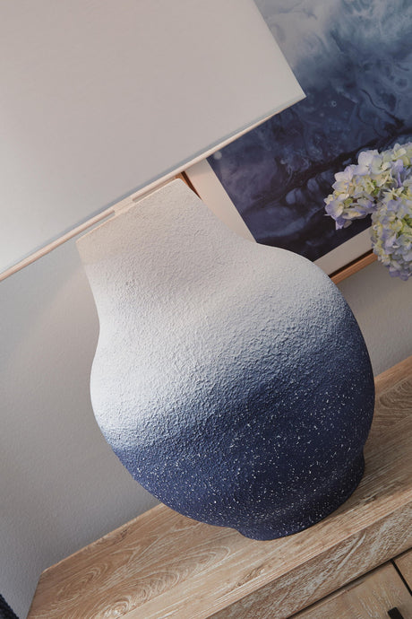 Dashland - Metal Table Lamp - White / Navy - view 3