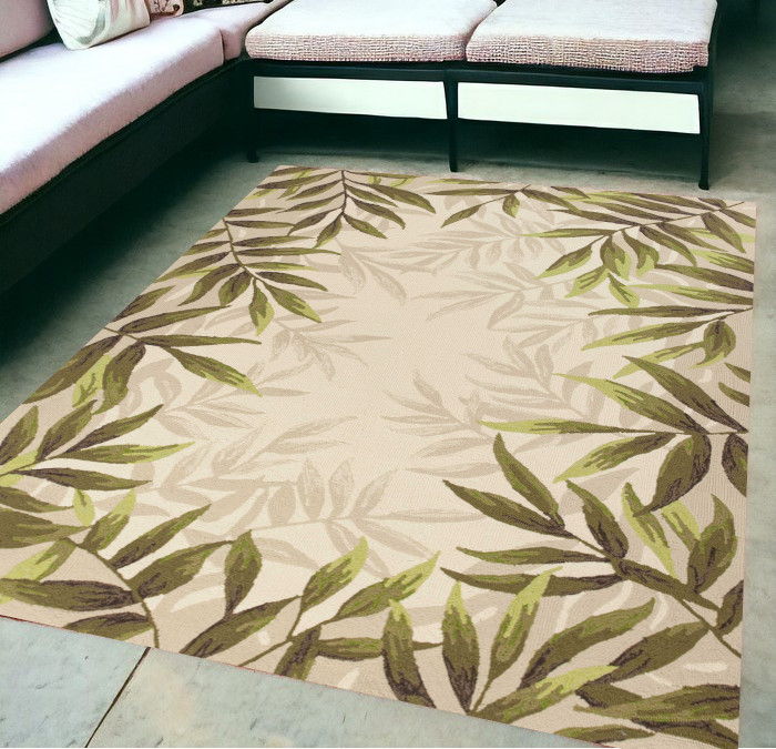 5' X 7' Leaves UV Treated Indoor / Outdoor Area Rug - S /