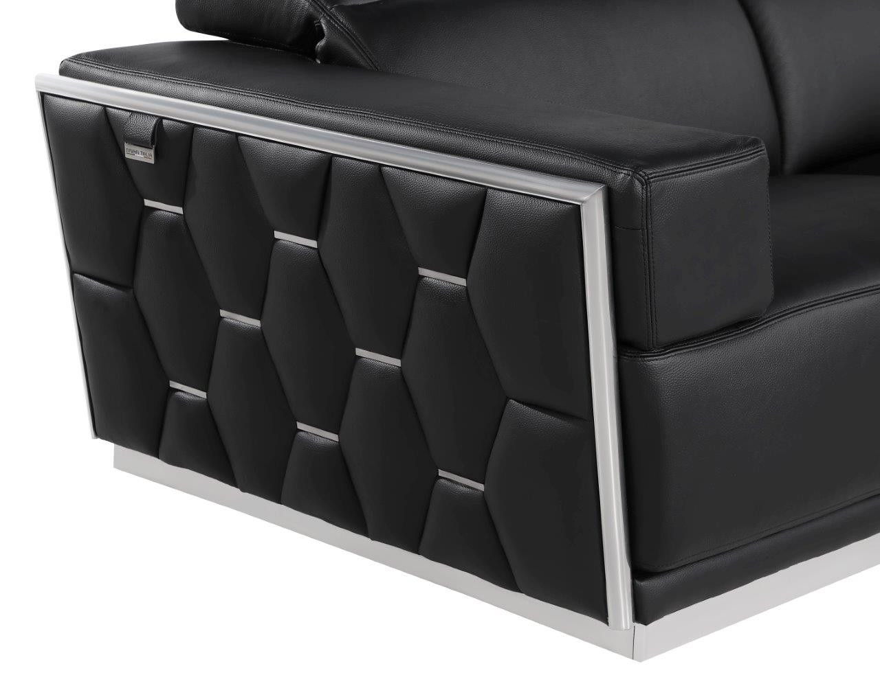 Italian Leather, Loveseat - Black / Silver