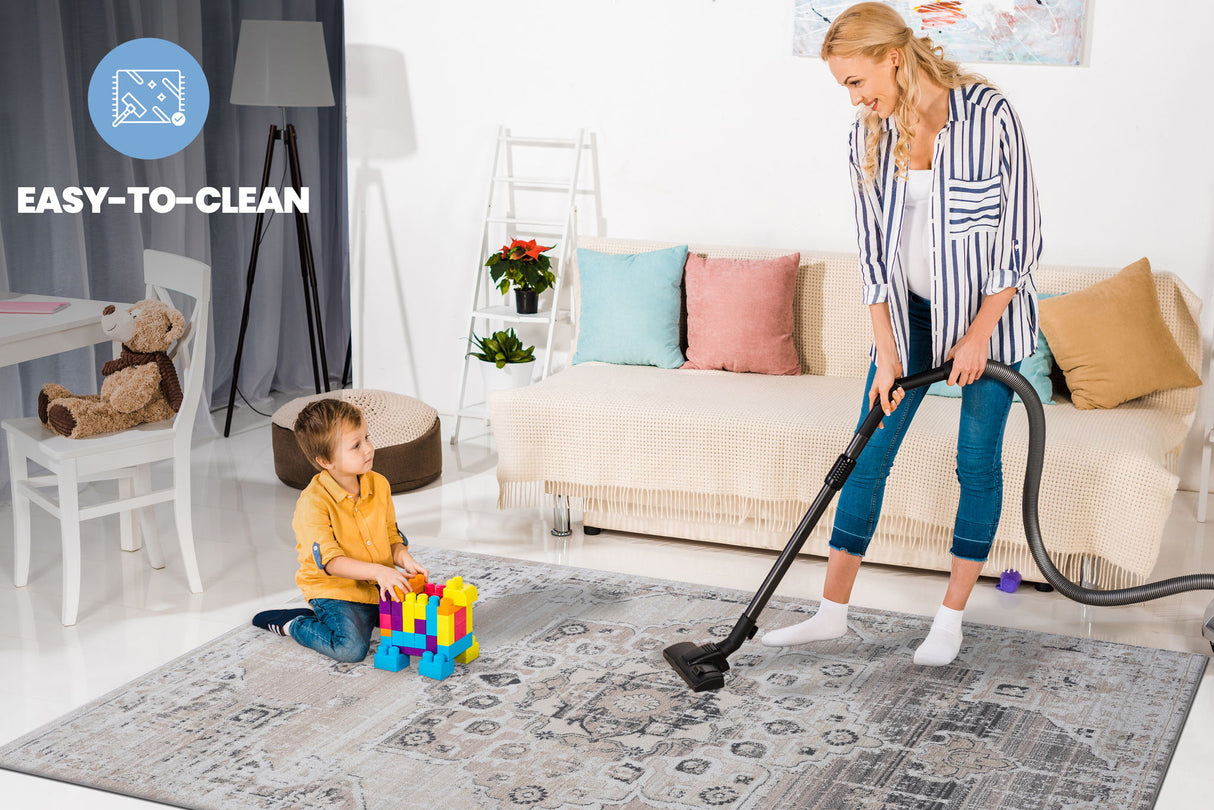 Payas - 8' X 10' Medallion Area Rug - Cream / Beige