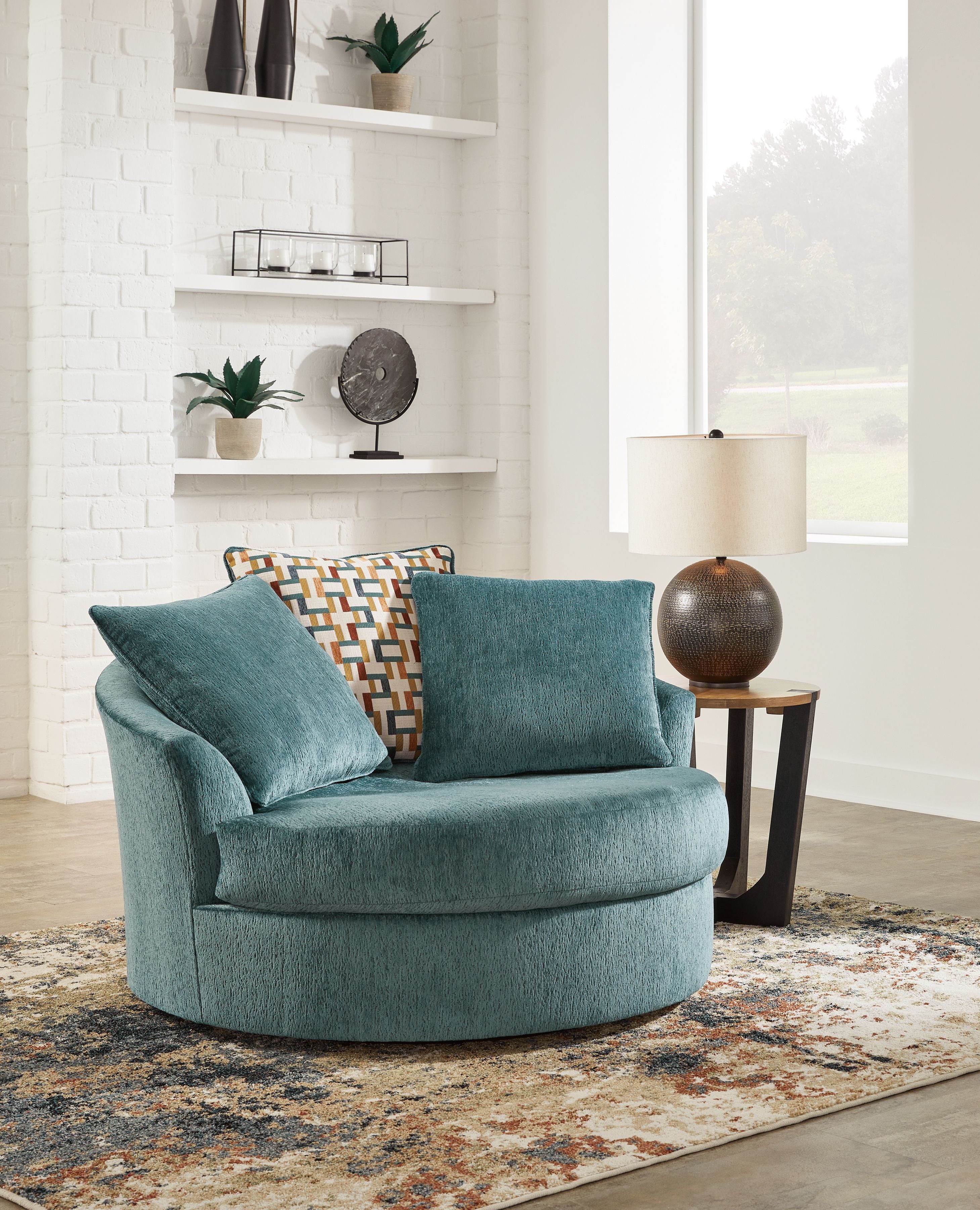【ネオンうちわ専門店】AIRTEX APC-018 ホワイト　箱付き Laylabrook - Oversized Swivel Accent Chair - Swivel Chairs by Ashley®