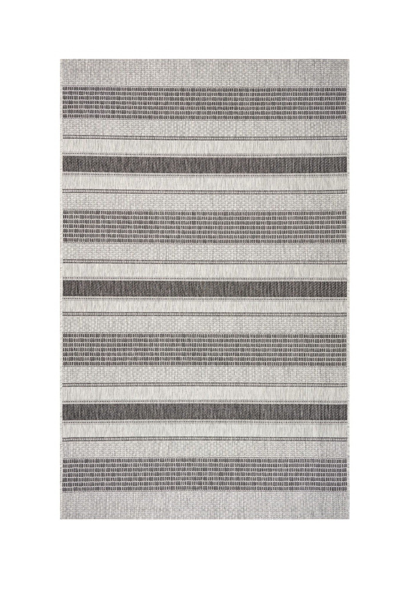 8' X 10' Indoor / Outdoor Area Rug - Gray / Black