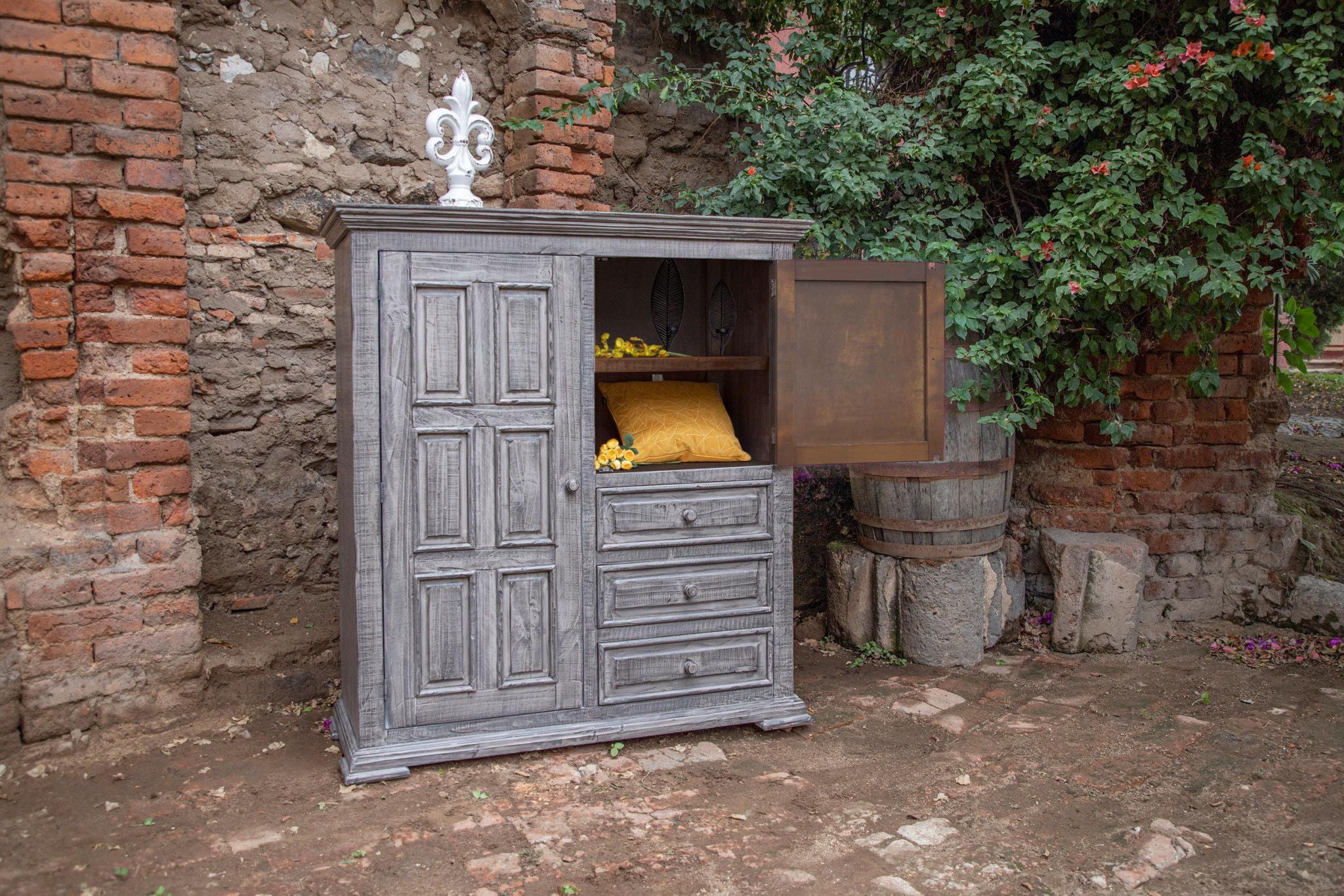 Solid Wood Three Drawer Gentlemans Chest - Gray