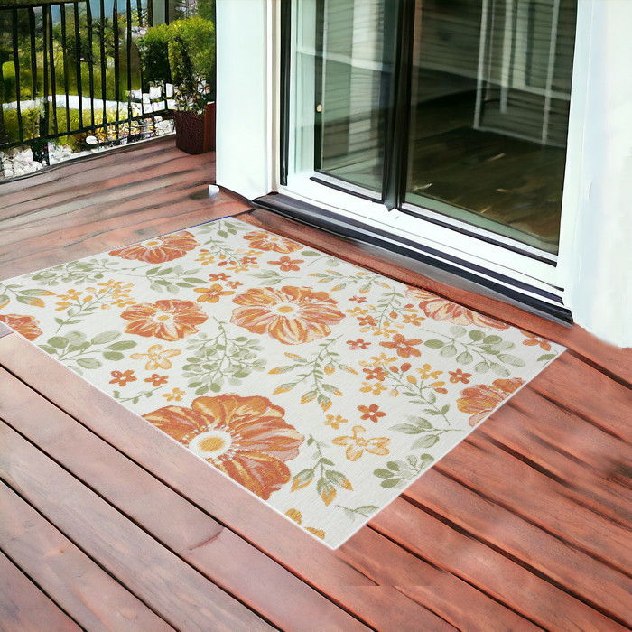 2' X 3' Floral Stain Resistant Indoor / Outdoor Area Rug - Ivory Green / Orange