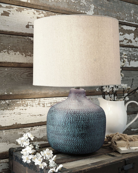 Malthace - Metal Table Lamp - Patina - view 3