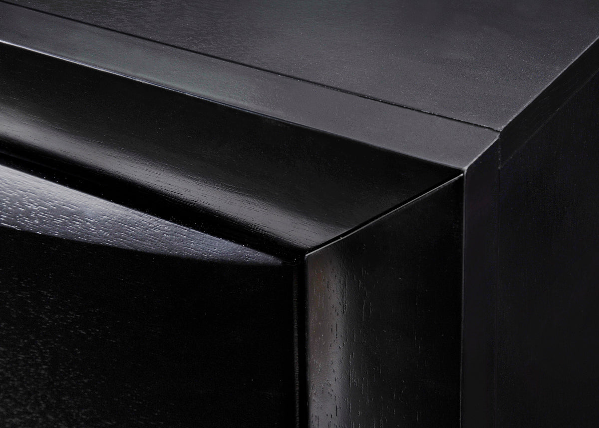 Black Emily Chest