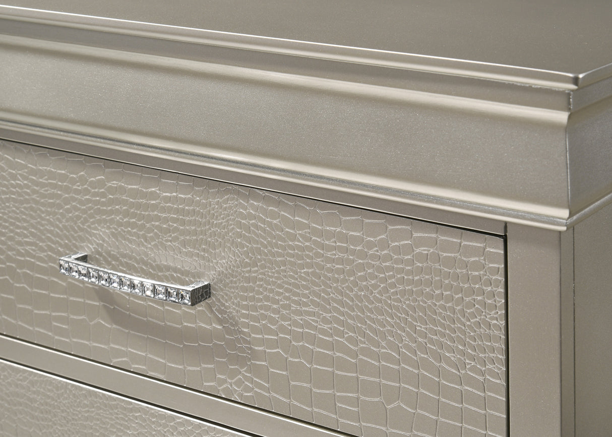 Amalia Dresser