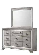 Vail Dresser