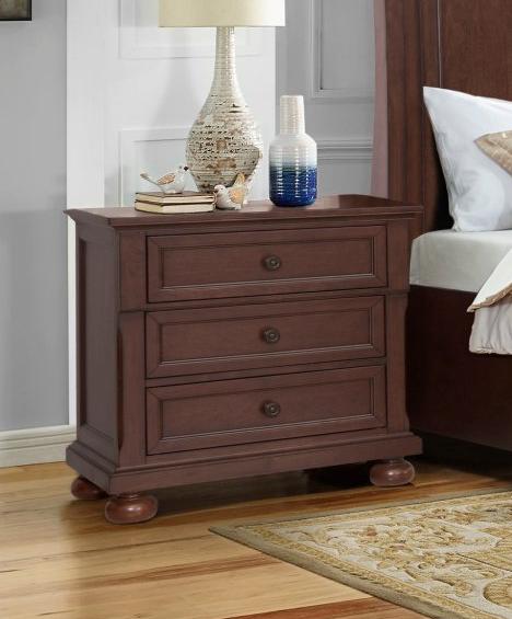 3-Drawer Nightstand in Cherry - Traditional Bedside Table with Ball Bearing Glides