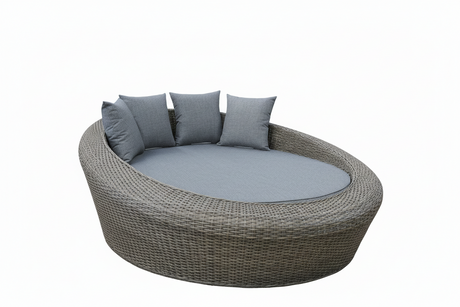 Outdoor Lounge - view 2