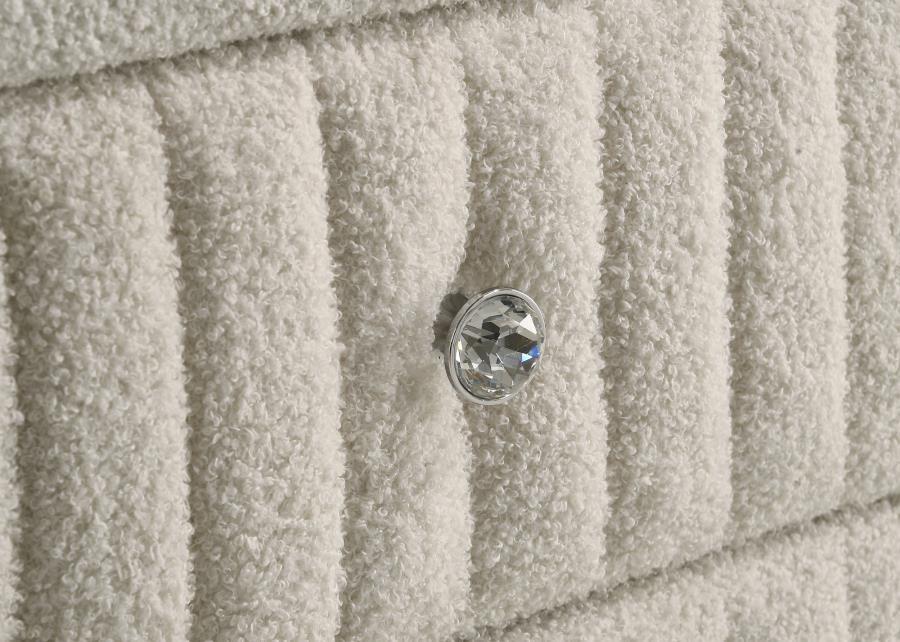 Sonya - Upholstered Bedroom Set