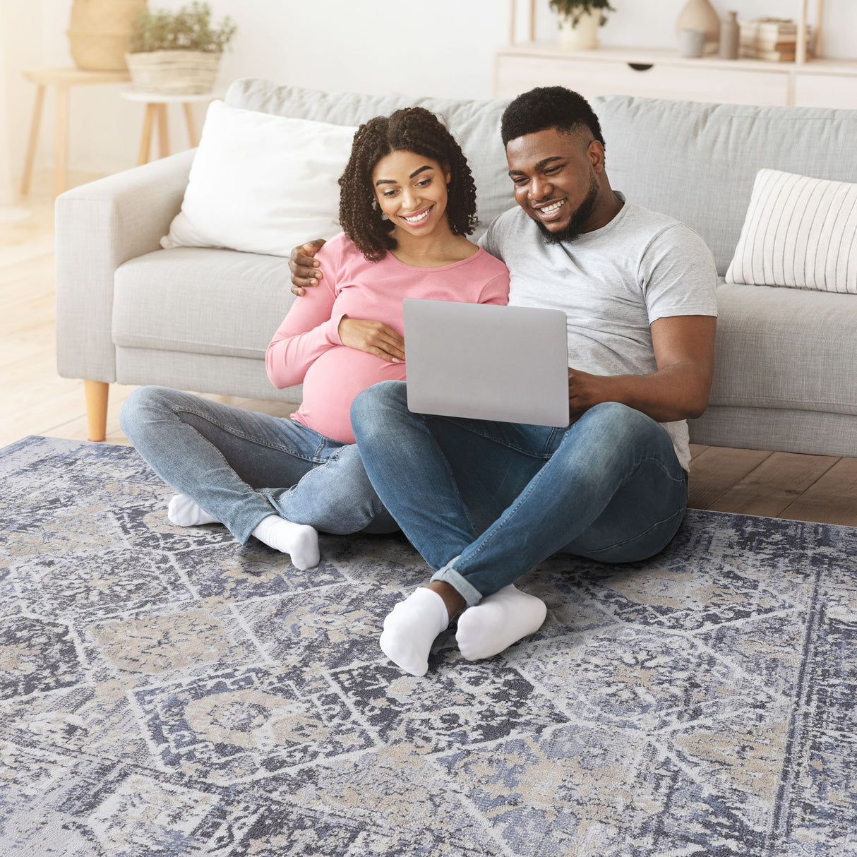 Payas - Traditional Area Rug