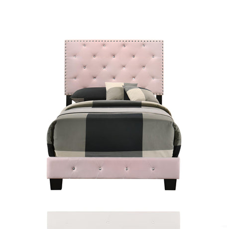 Luxurious Upholstered Bed - view 82