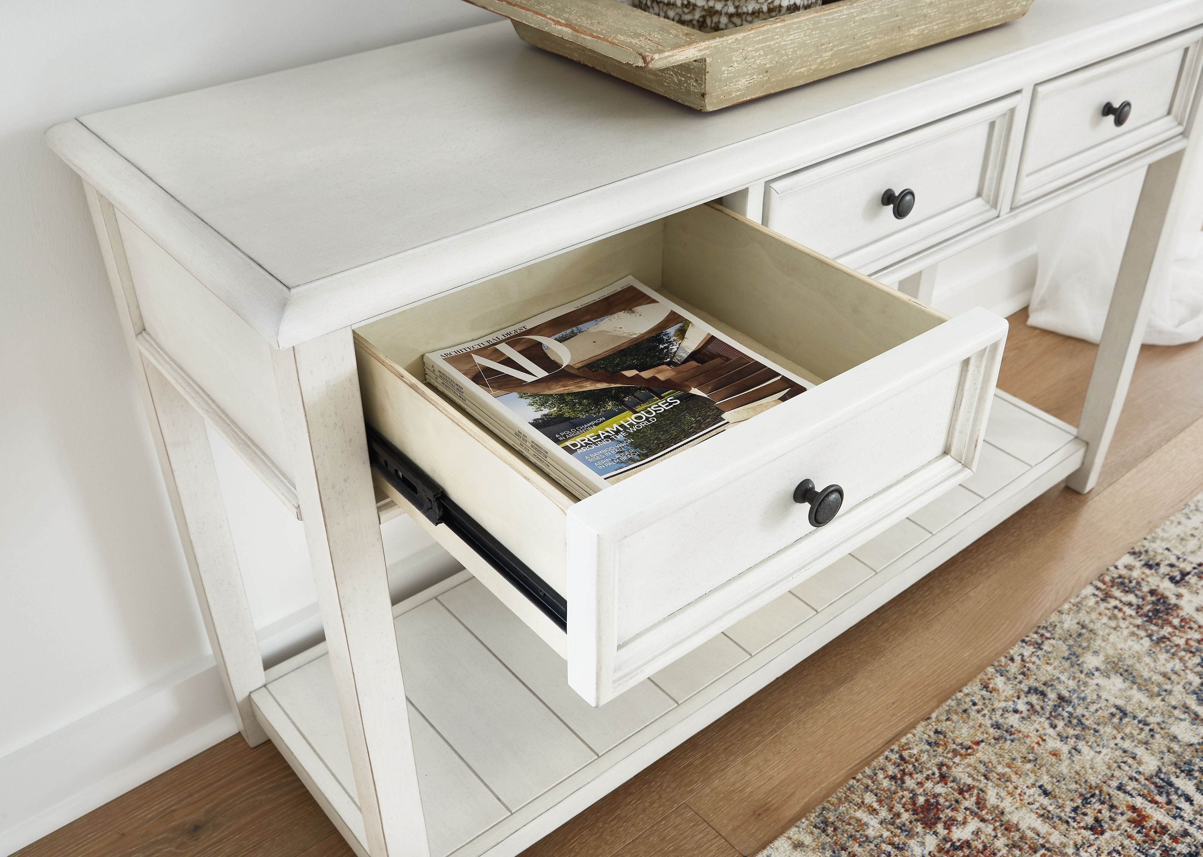 Kanwyn - Whitewash - Sofa Table