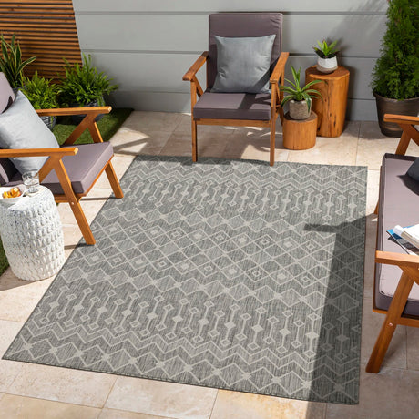 Sunshine - 5'3" X 7'3" Indoor & Outdoor Area Rug Polypropylene - Silver - view 4