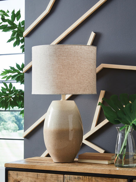 Linas - Metal Table Lamp - Cream / Beige - view 4