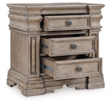 Blairhurst - Light Grayish Brown - Three Drawer Night Stand by Signature Design by Ashley® | Bel Furniture