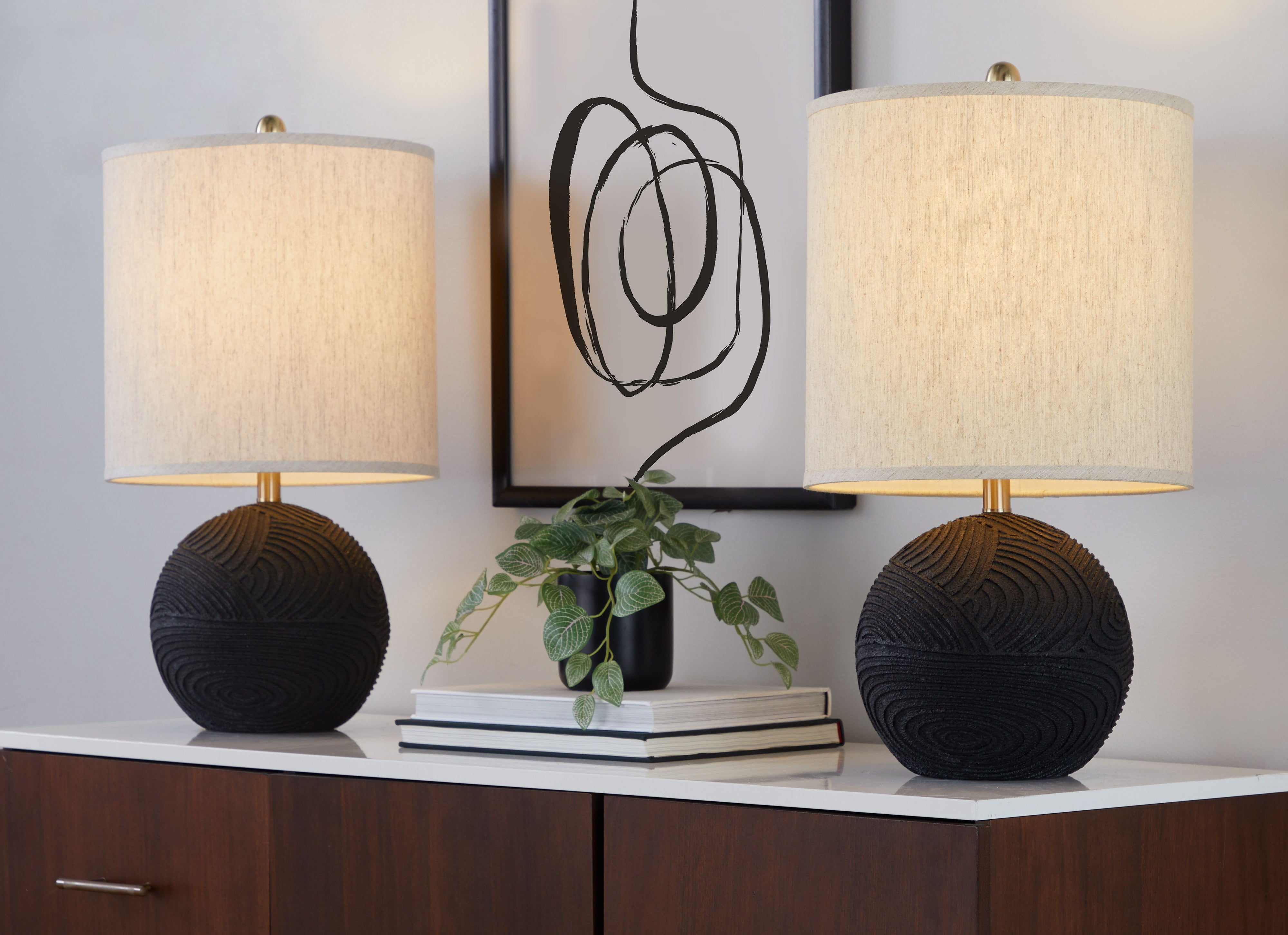 Kona - Contemporary Table Lamp (Set of 2) - Matte Black / Natural