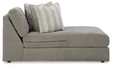 Avaliyah - Sectional by Signature Design by Ashley® | Bel Furniture
