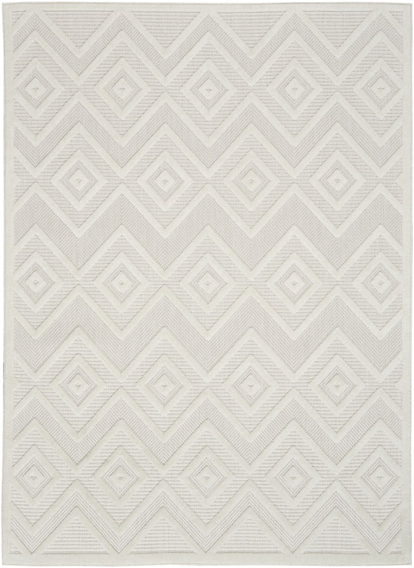 5' X 7' Argyle Indoor / Outdoor Area Rug - Ivory / White