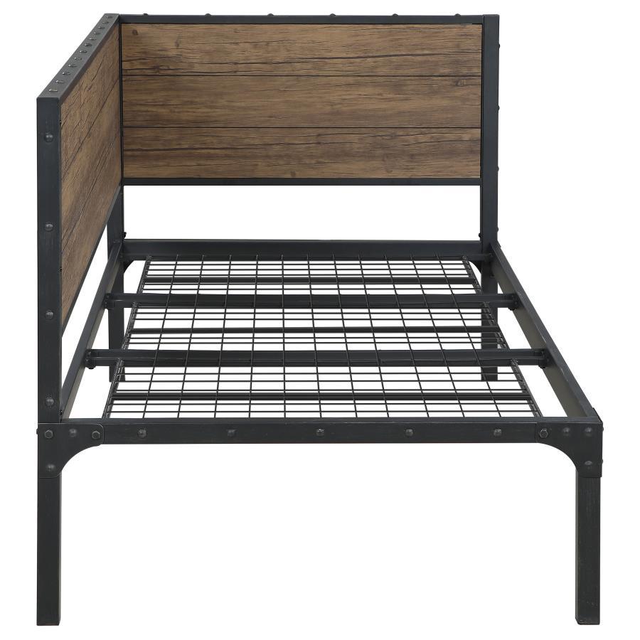 Getler - Metal Twin Daybed - Weathered Chestnut