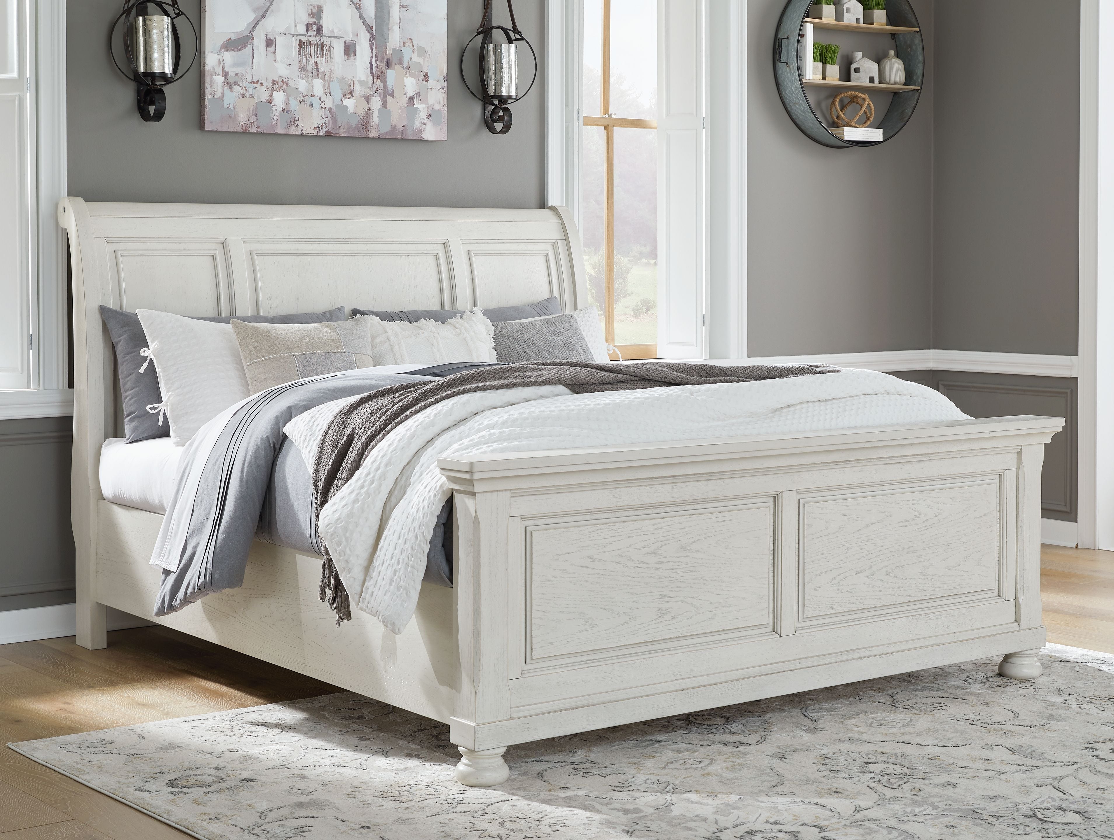 Robbinsdale - Sleigh Bed Set