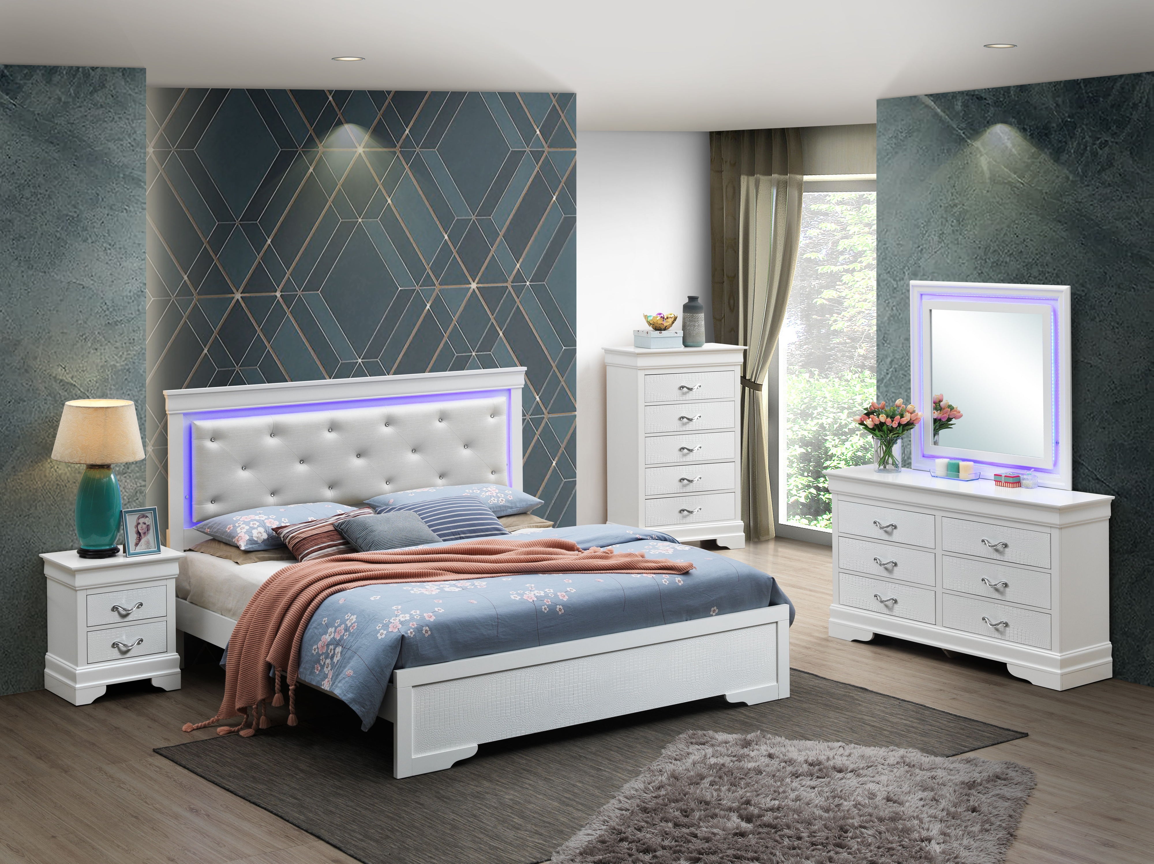 Lorana - G6590C-FB3 Full Bed - Silver Champagne