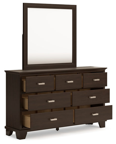 Covetown - Panel Bedroom Set - view 3