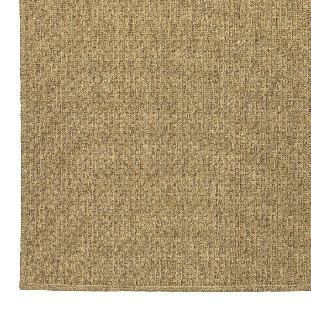 7' X 10' Indoor / Outdoor Area Rug - Tan