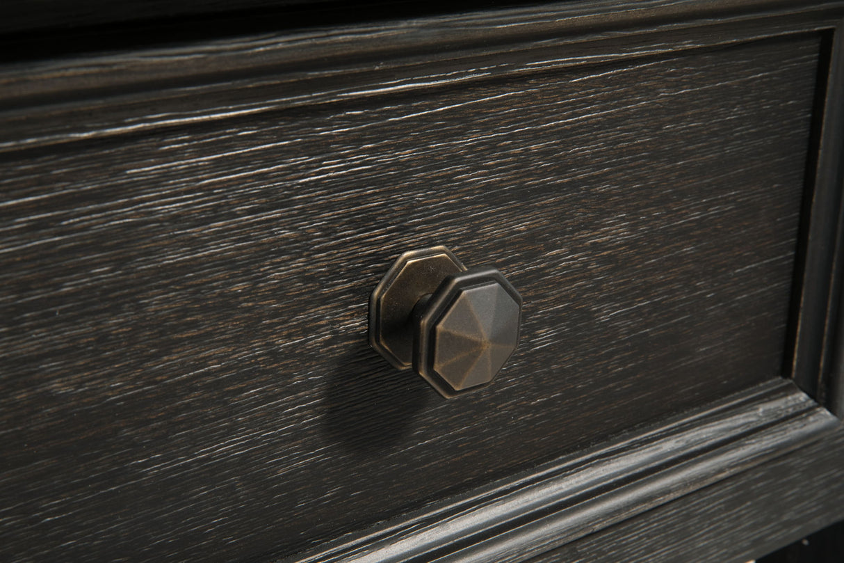 Tyler Creek - Rectangular End Table - Grayish Brown / Black