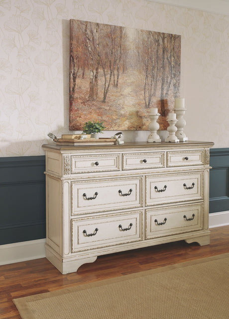 Realyn - Panel Bedroom Set by Signature Design by Ashley® | Bel Furniture