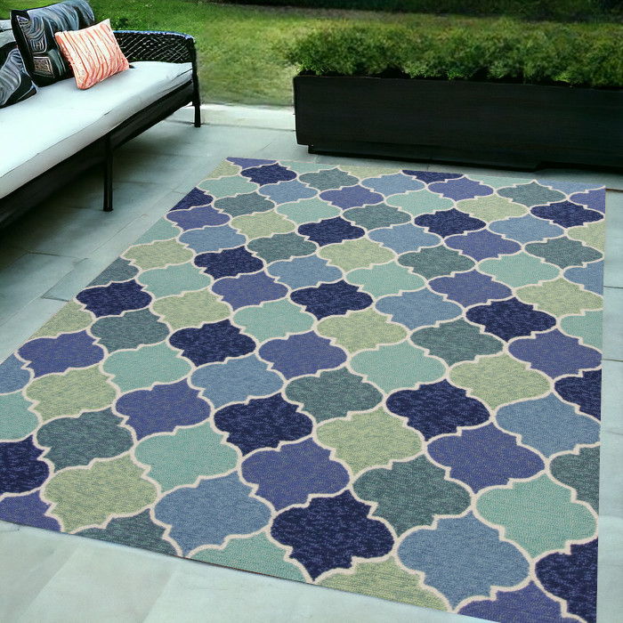 5' X 8' UV Treated Quatrefoil Indoor / Outdoor Area Rug - Colorful