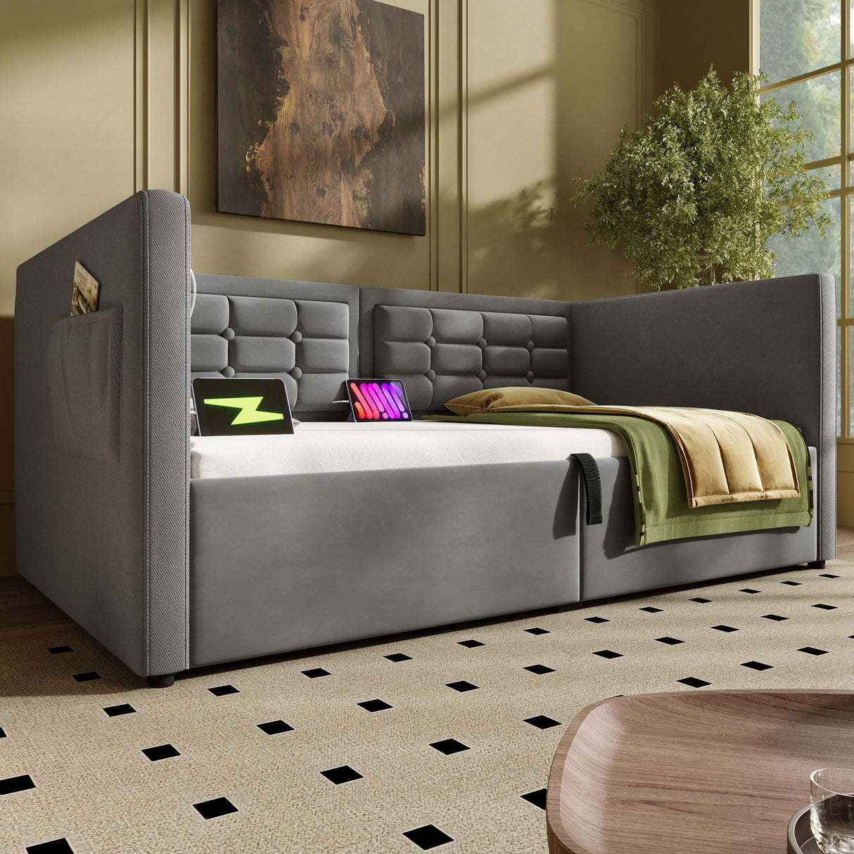 Upholstered Hydraulic Storage Daybed With USB & Type C Charging