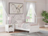 Kozlani - Upholstered Panel Bedroom Set