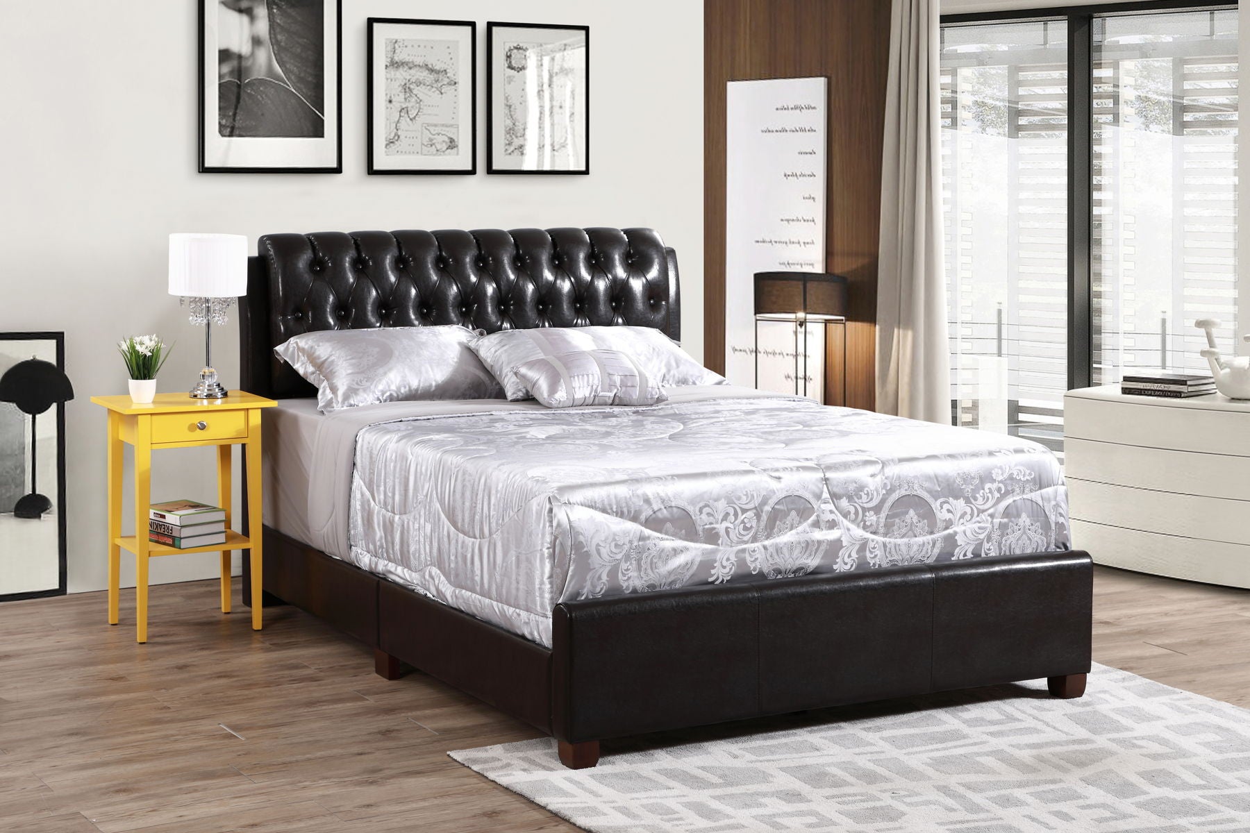 Marilla - Upholstered Bed