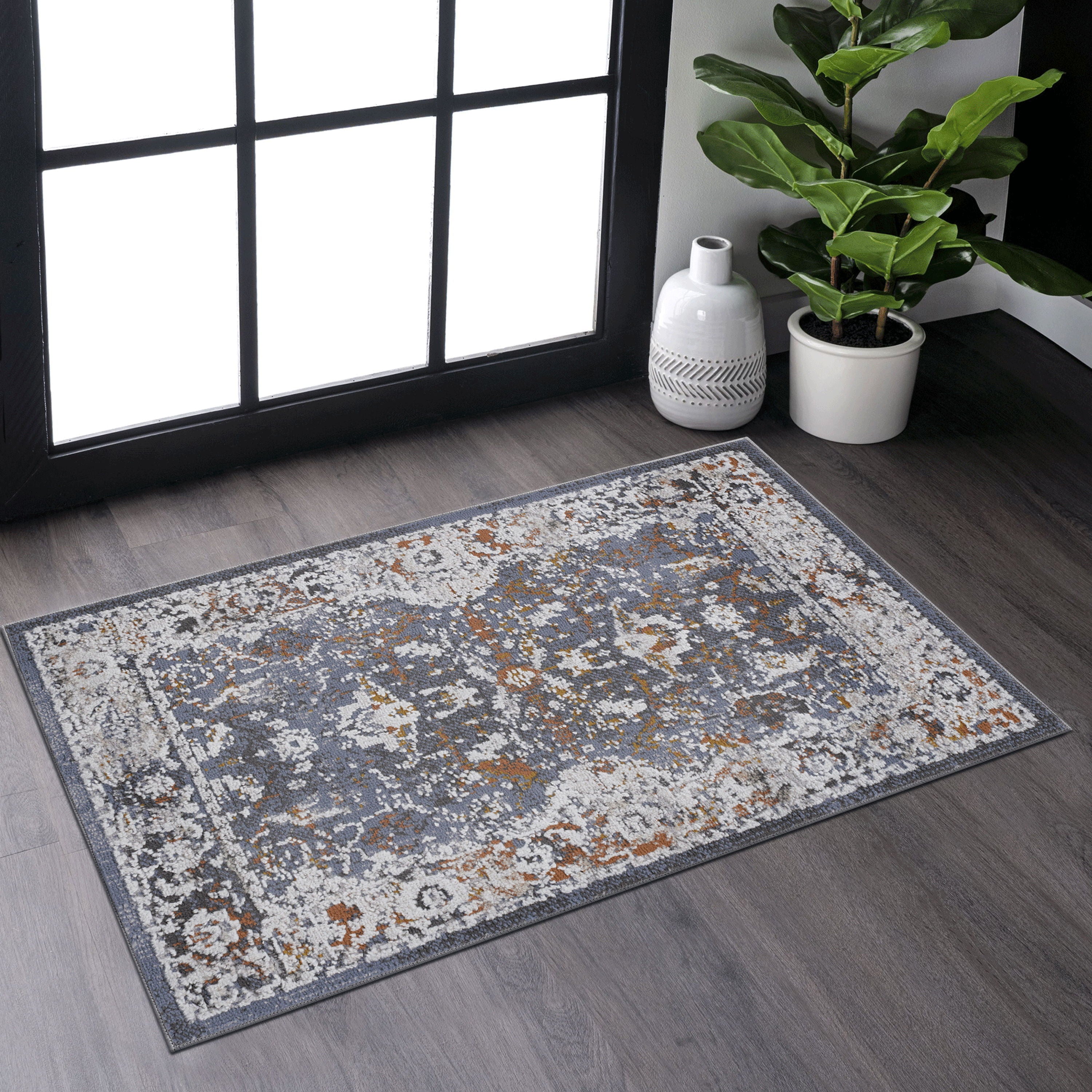 Payas - 2' x 3' Traditional Non-Shedding Stylish And Stain Resistant Area Rug - Blue