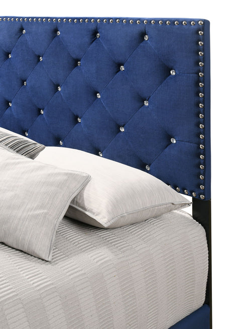 Luxurious Upholstered Bed - view 101