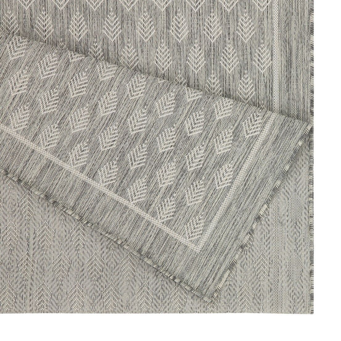 Sunshine - 5'3" X 7'3" Indoor, Outdoor Polypropylene Area Rug - Silver