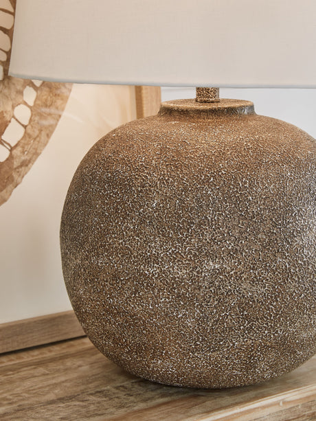 Neavesboro - Antique Brown / White - Metal Table Lamp by Signature Design by Ashley® | Bel Furniture