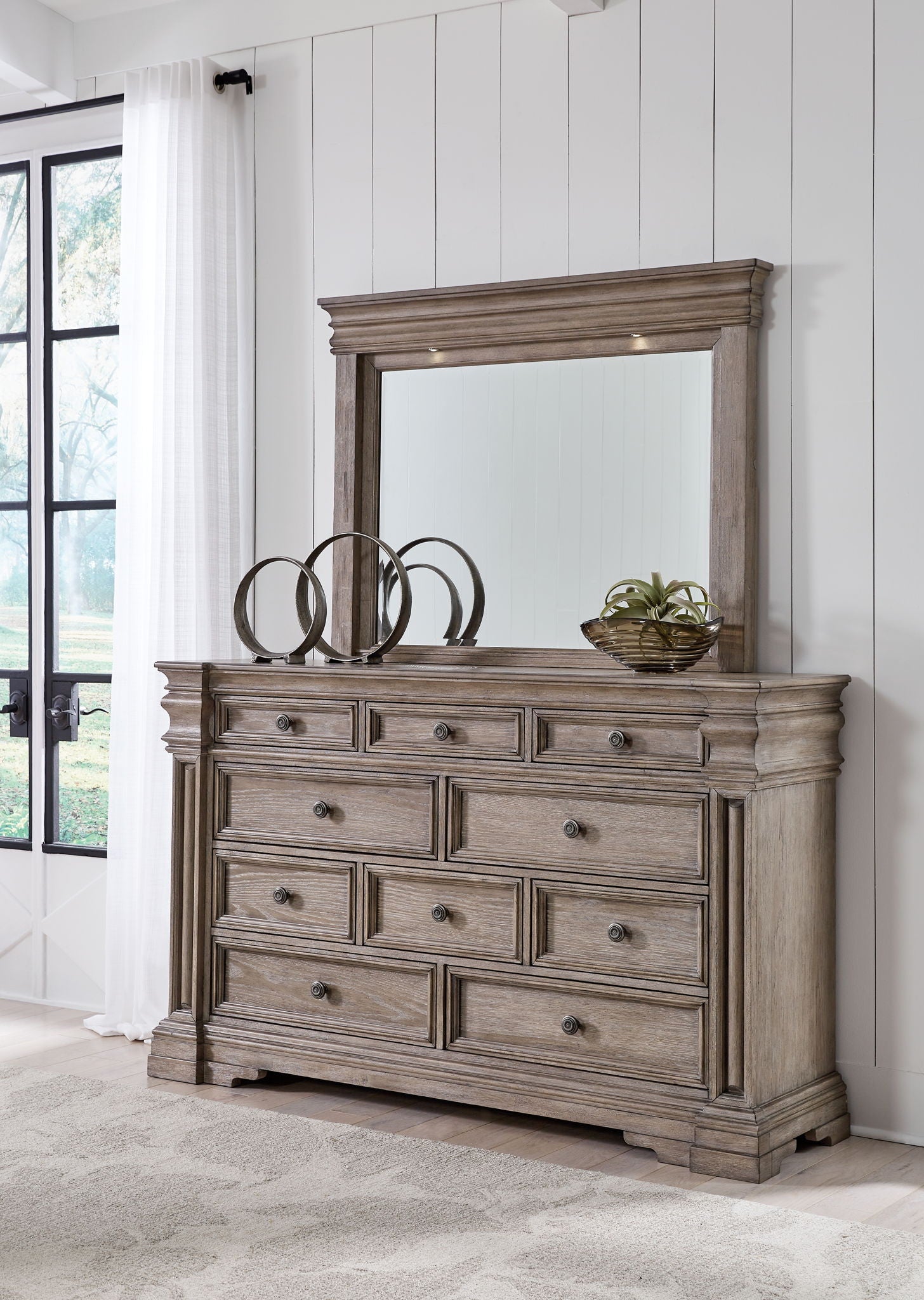 Blairhurst - Panel Bedroom Set - 6 Piece Bedroom Sets by Signature Des