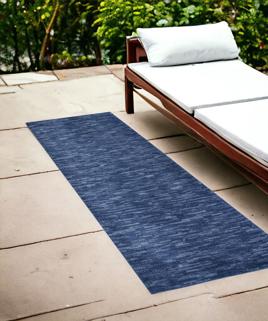 7' Square Stain Resistant Indoor / Outdoor Area Rug - Blue