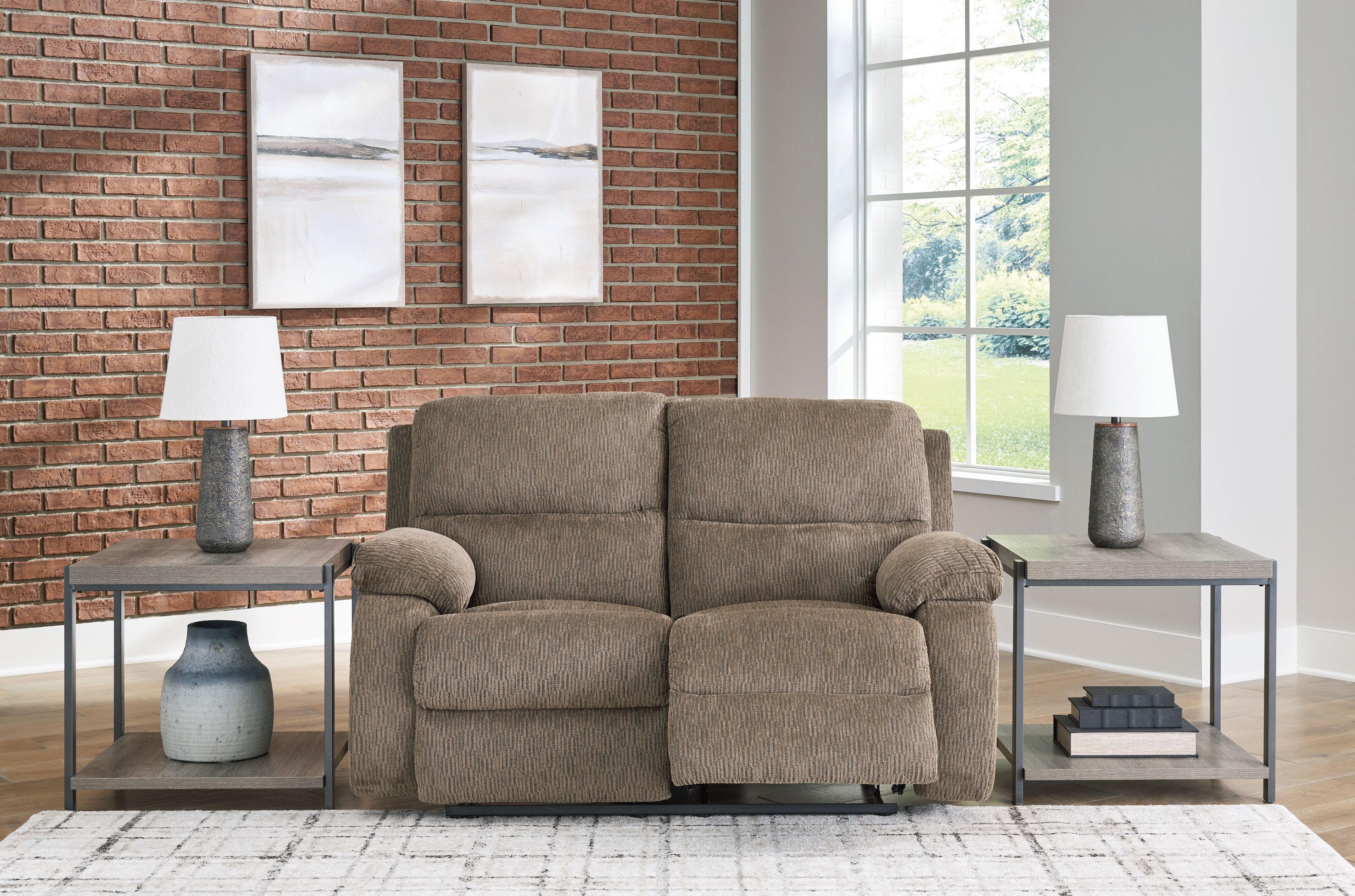 Scranto - Reclining Loveseat