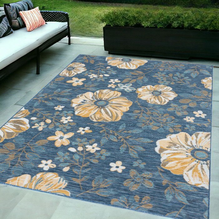 5' X 7' Floral Stain Resistant Indoor / Outdoor Area Rug - Blue White / Yellow