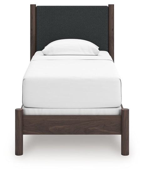 Pamytta - Upholstered Panel Bed - view 8
